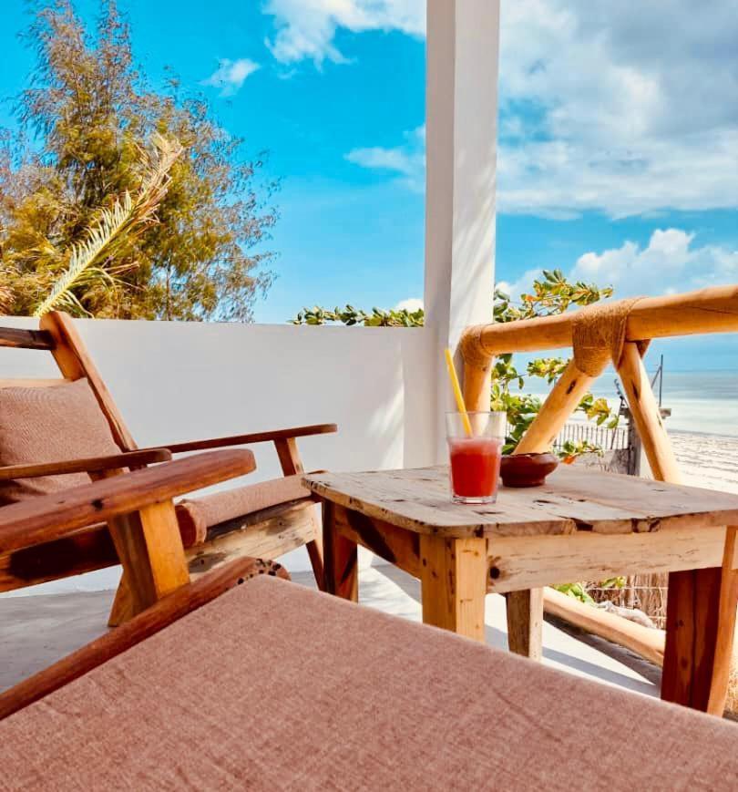 Helwas Zanzibar Beach Hotel Bwejuu Luaran gambar