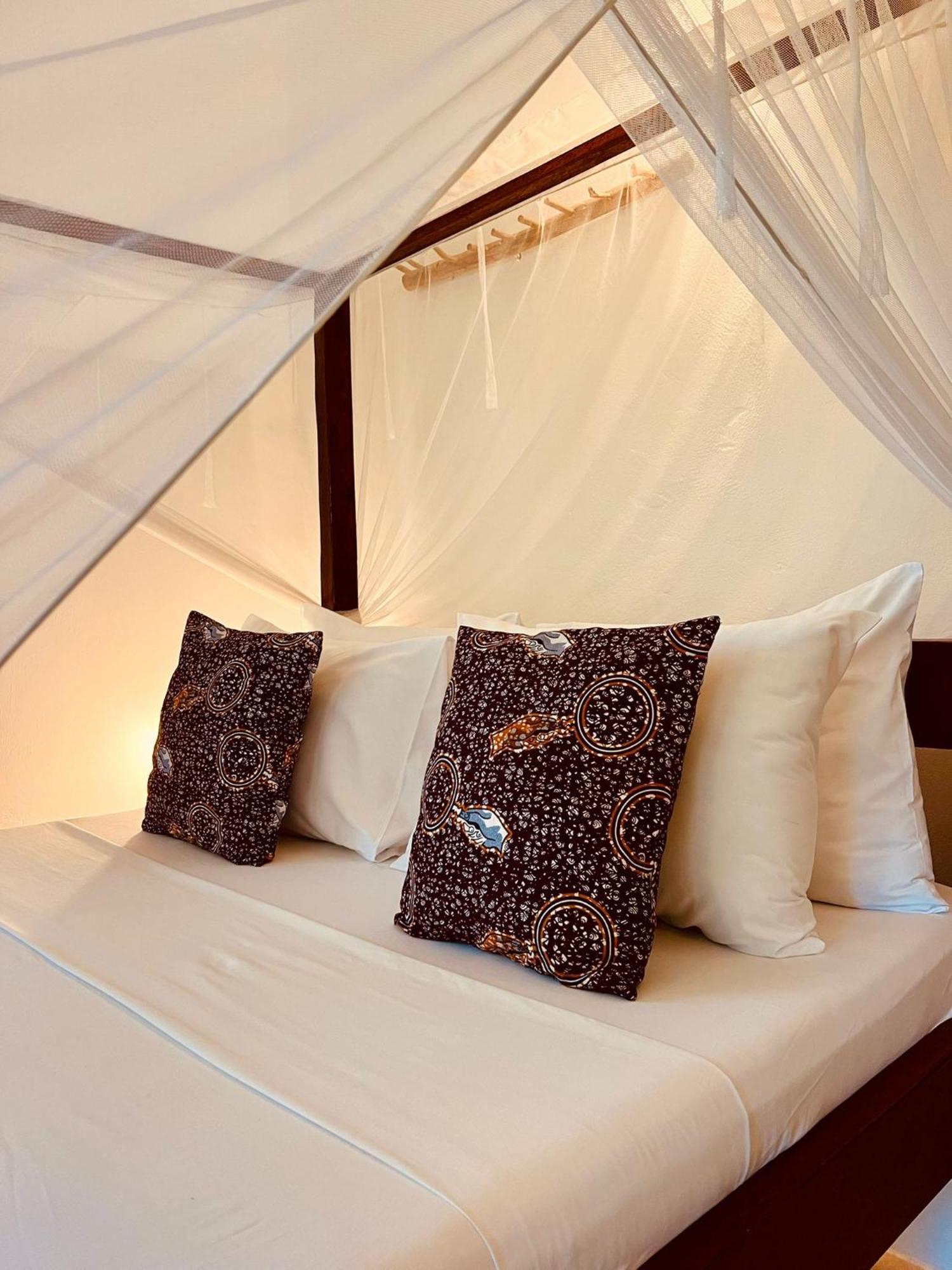 Helwas Zanzibar Beach Hotel Bwejuu Luaran gambar