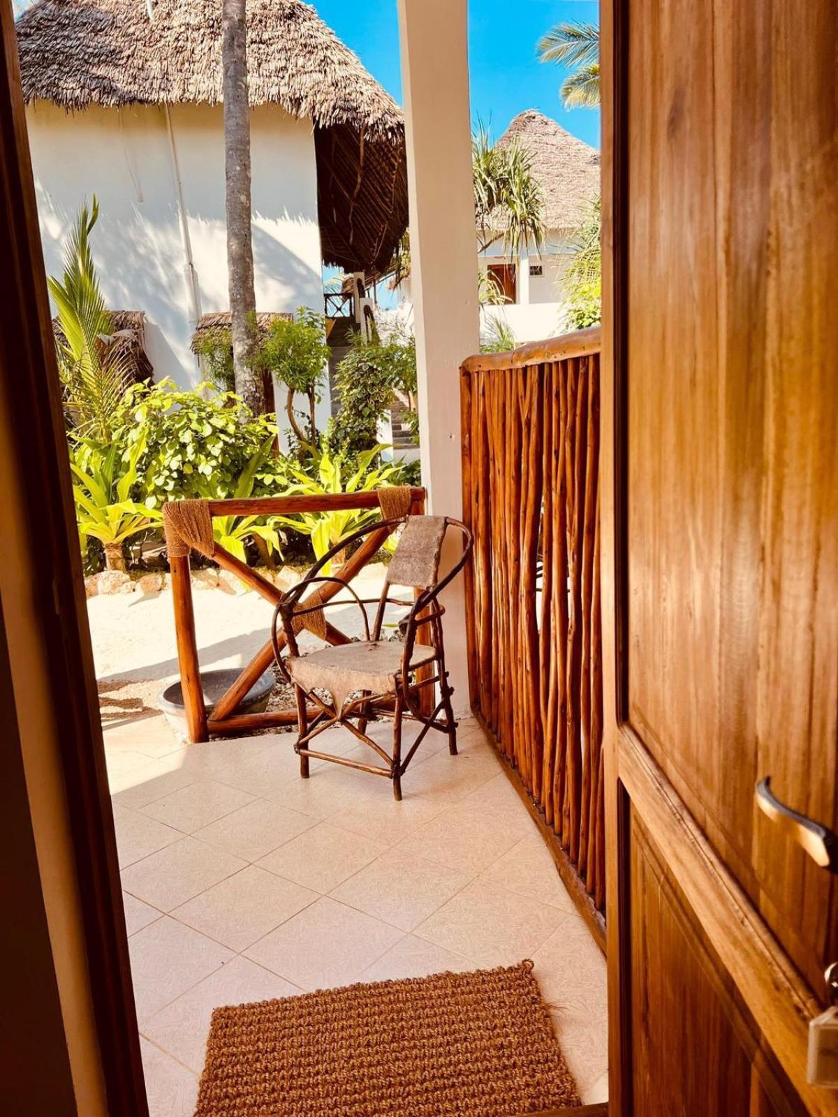 Helwas Zanzibar Beach Hotel Bwejuu Luaran gambar