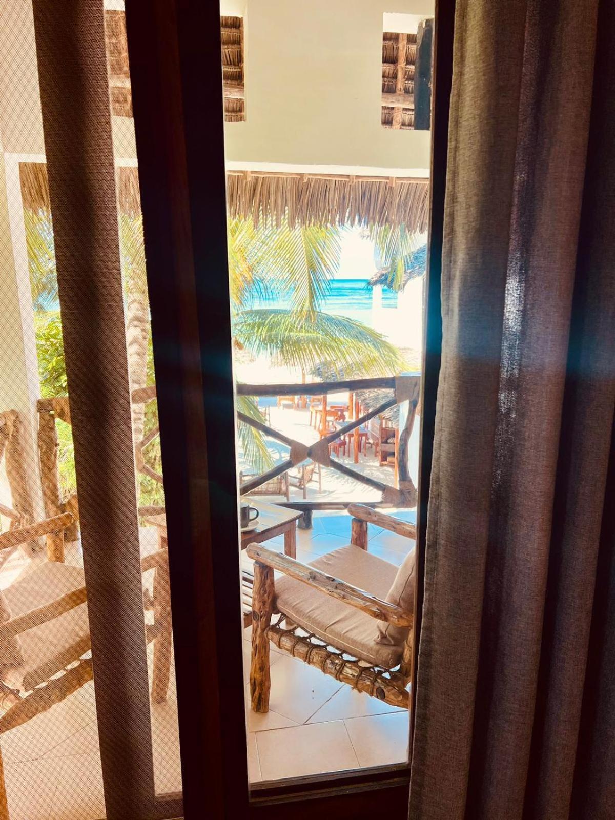 Helwas Zanzibar Beach Hotel Bwejuu Luaran gambar