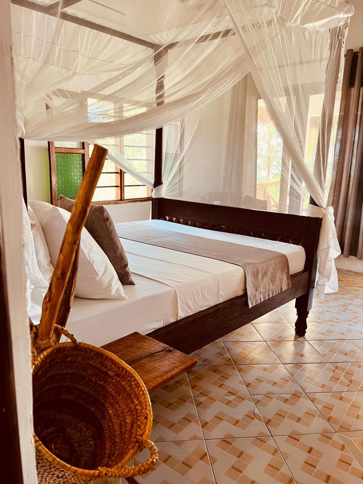 Helwas Zanzibar Beach Hotel Bwejuu Luaran gambar